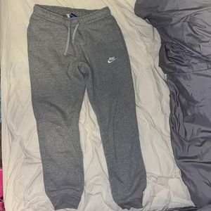 NIKE sweats